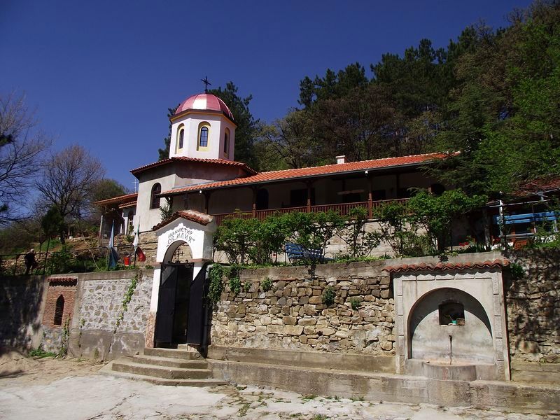 48_Manastir_vatre.jpg