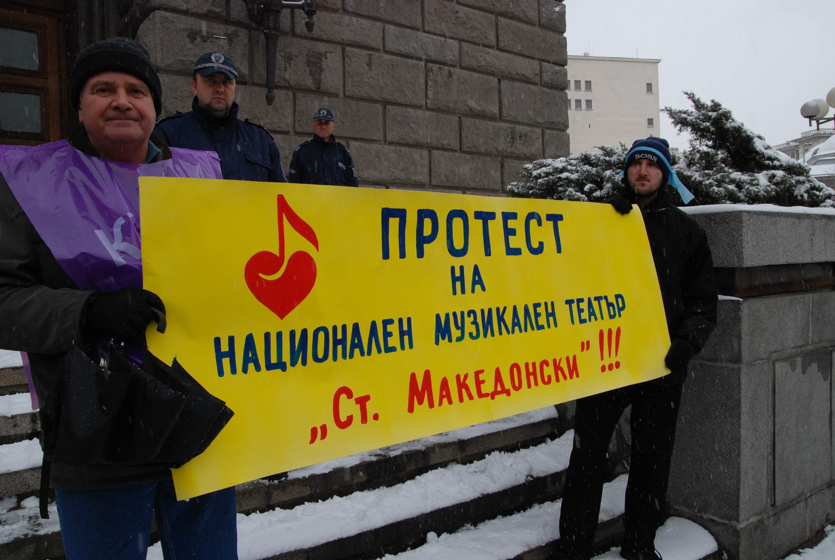 Рашидов прибра Панкин в министерството, остави оперетата на синдикатите 