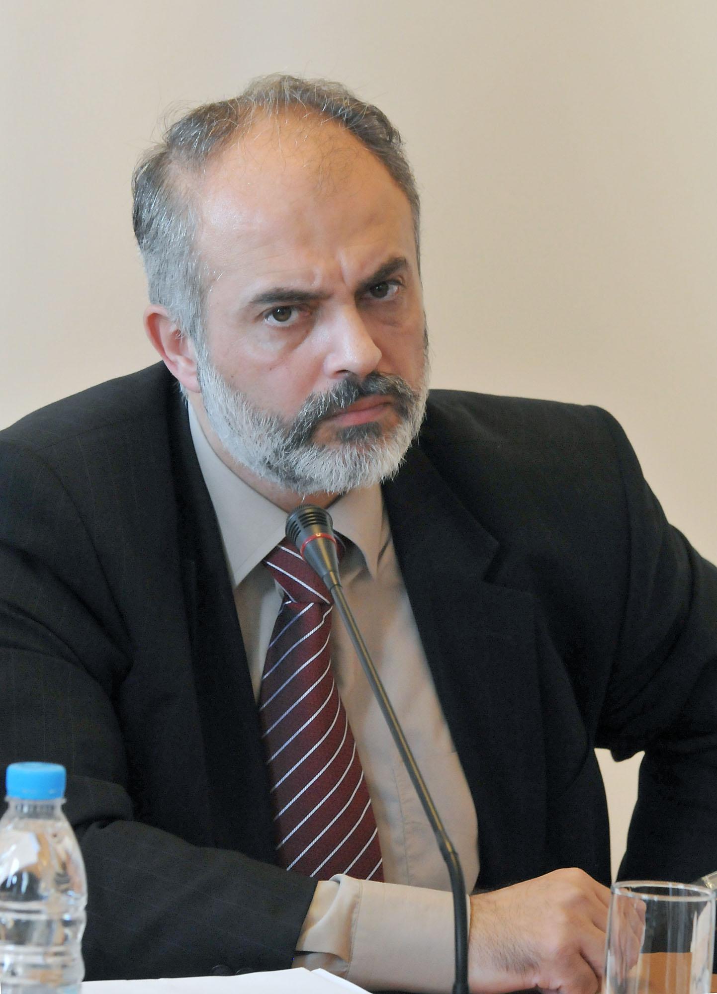 Бащата - изнасилвач от Сандански плашел социалните със смърт