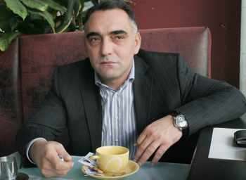 Благодетелят на Мануела Горсова се е бил в Афганистан