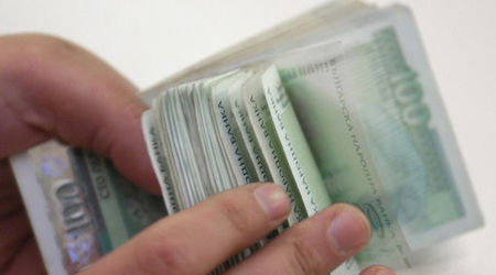 Инфлацията се увеличава до 0.9% за година