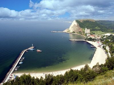 Каварна и Ню Йорк в двубой за домакинство на световно