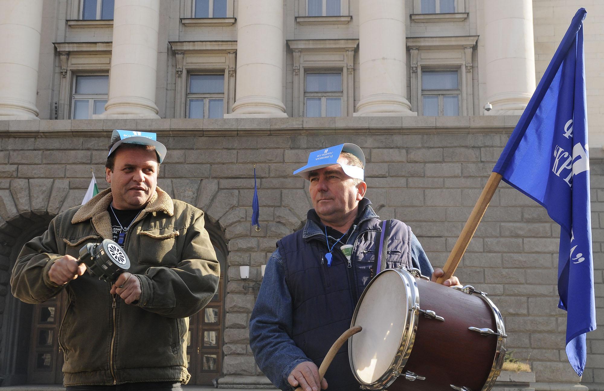 Синдикати и работодатели се обединиха около 4 пакета против кризата