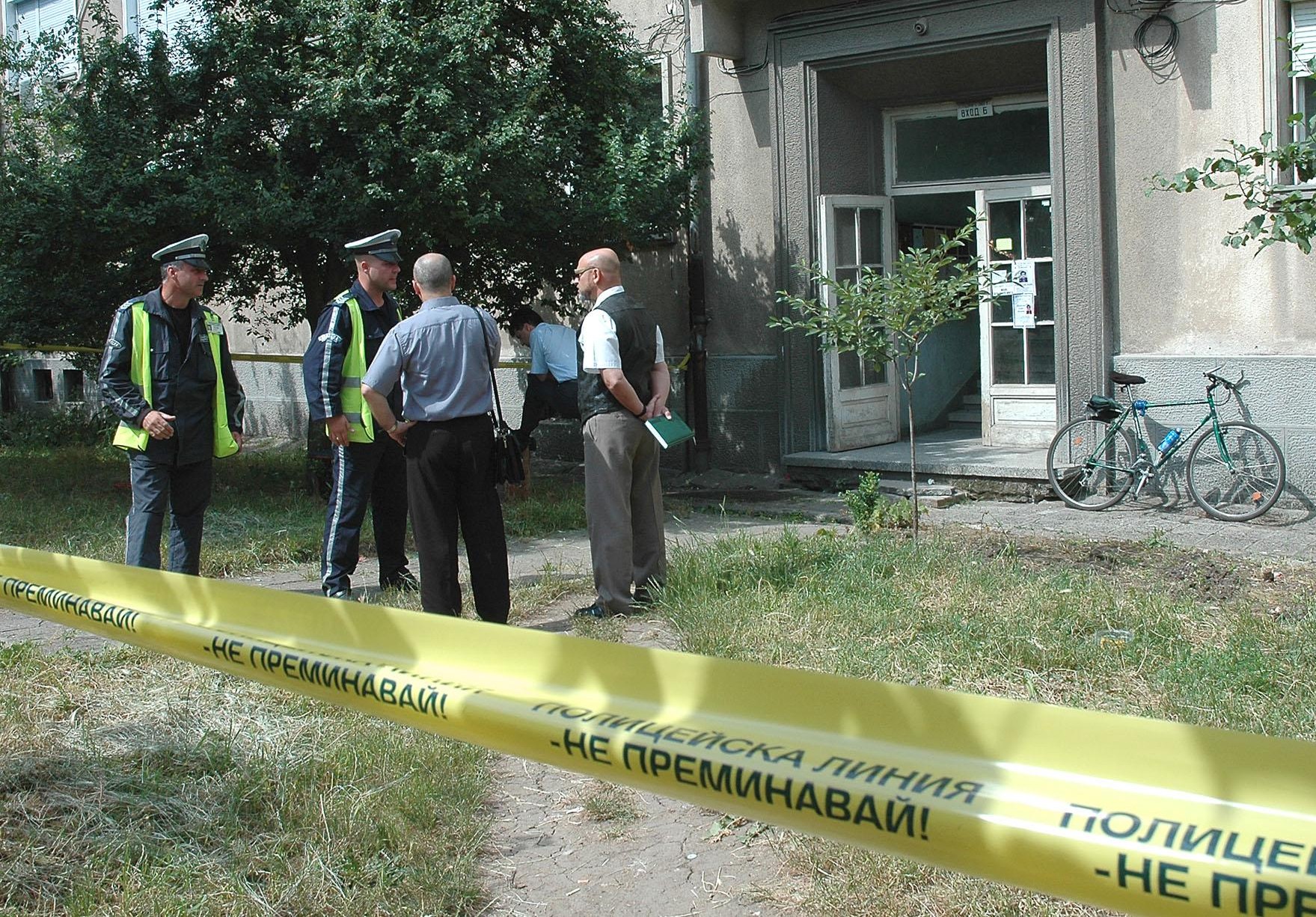 Претрепаха с железен прът благоевградски ресторантьор