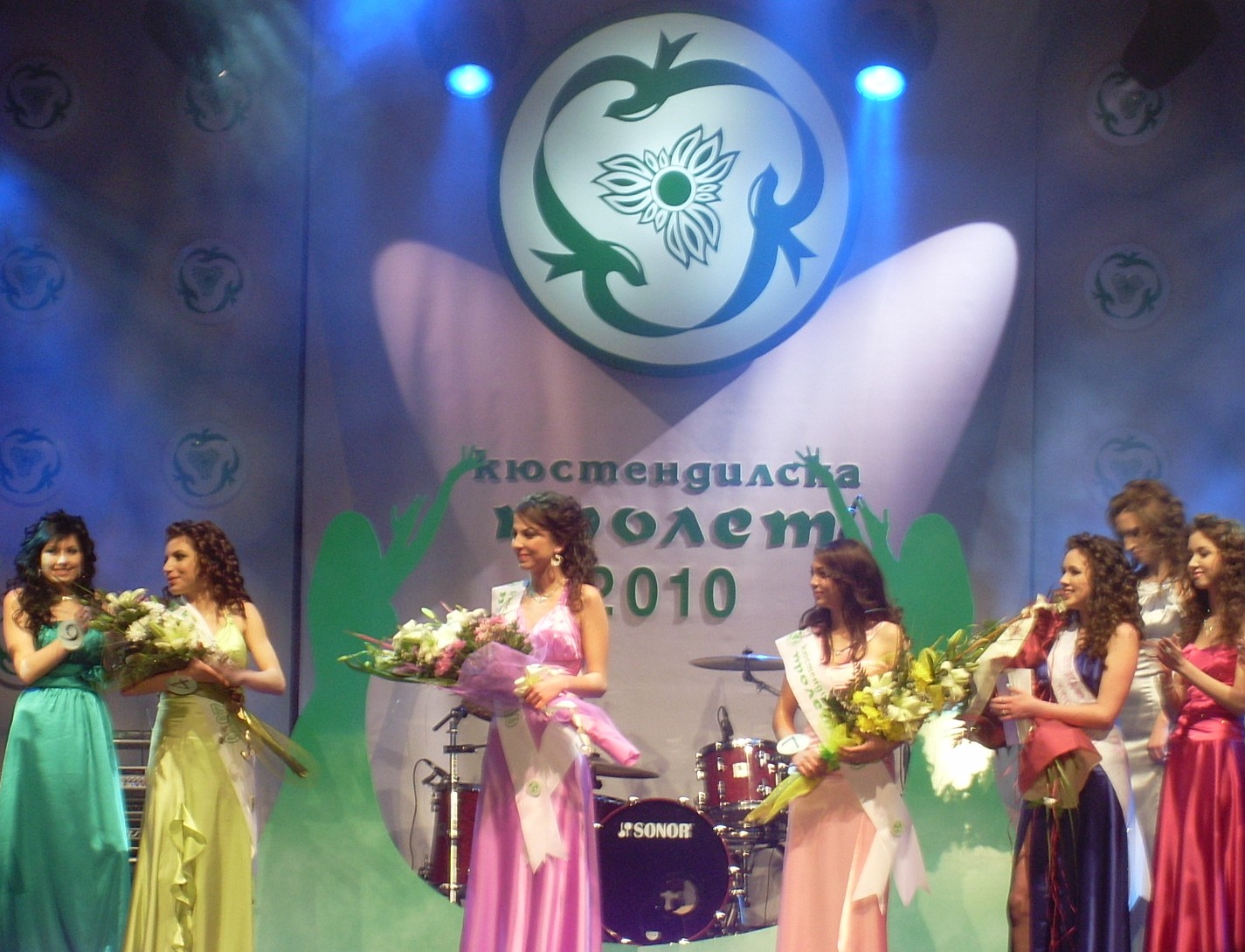 Беатрис Тончева е "Мис пролет 2010"
