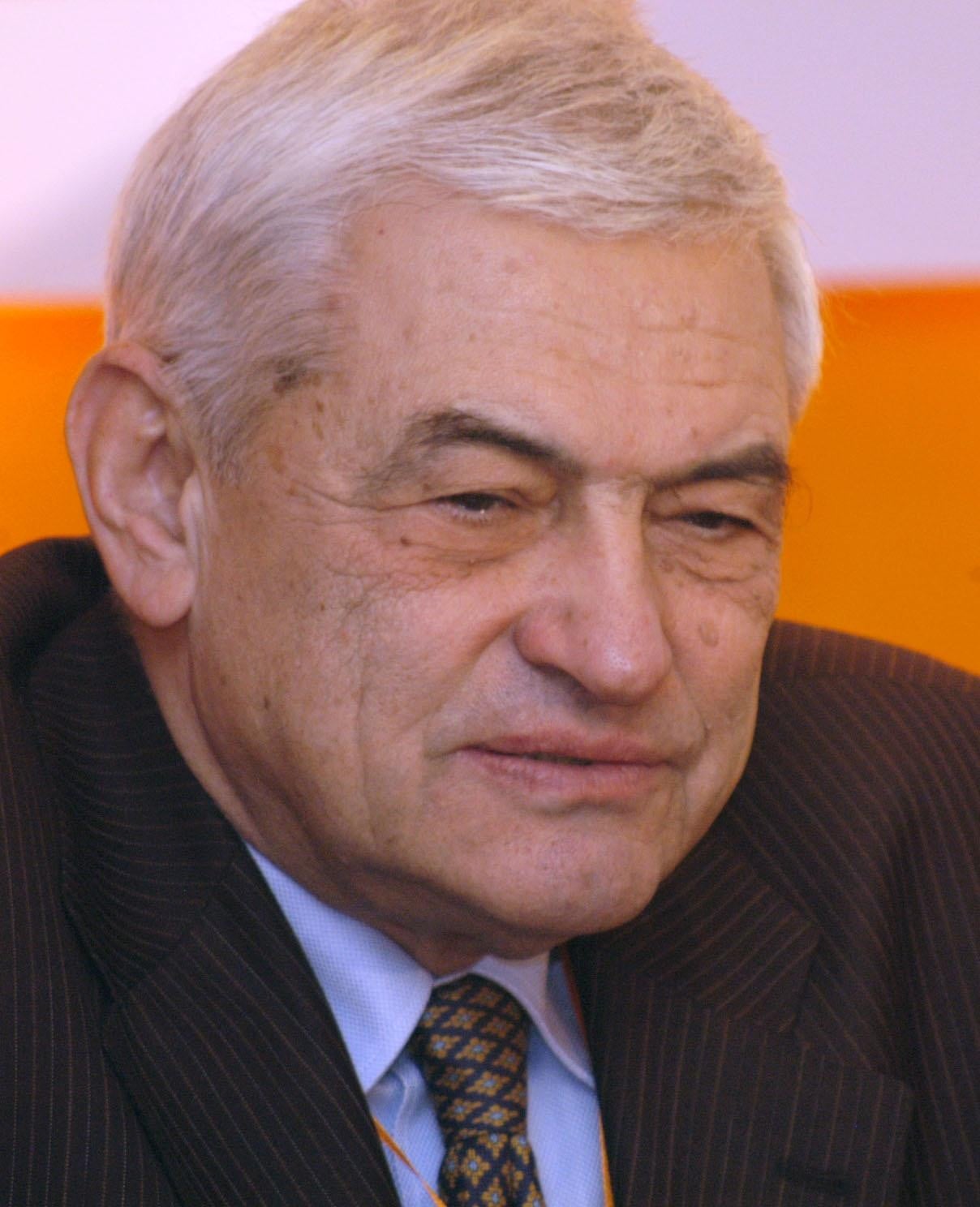 Христо Друмев: Имало е и други опити за приватизация на НДК
