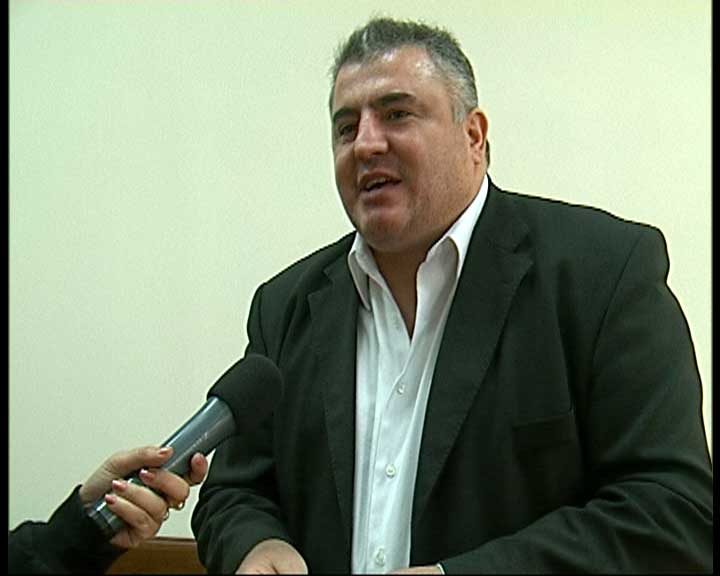 Хора на Очите пребили брата на Роко, Кърджали чака вендета