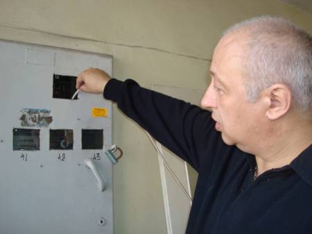 Електротехник се закани да фалира разпределителните дружества