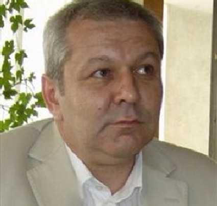 Обвиниха ДПС депутат за скандална поръчка