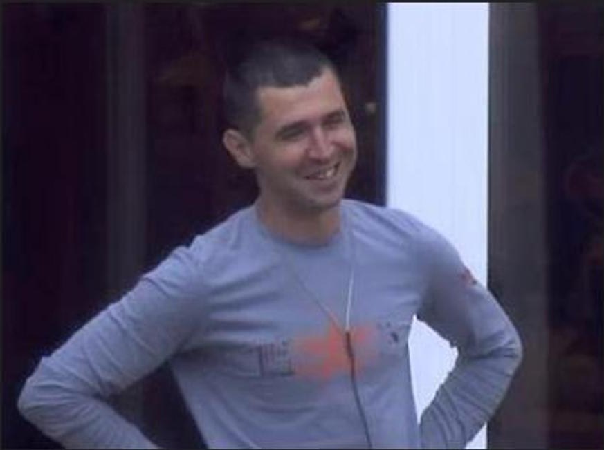 В къщата: Павлин иска да сложи къри в гащите на Елеонора
