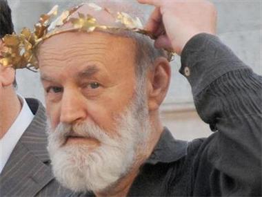 Поетът Борис Христов отказа орден "Кирил и Методий"