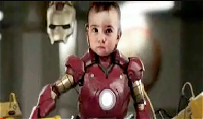„Iron Baby” е тоталният хит в интернет (ВИДЕО)