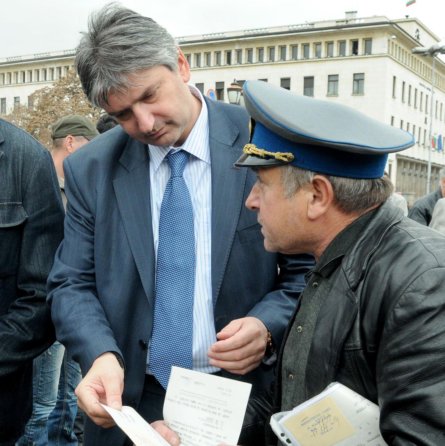Другарски съд за Лъчезар Иванов?