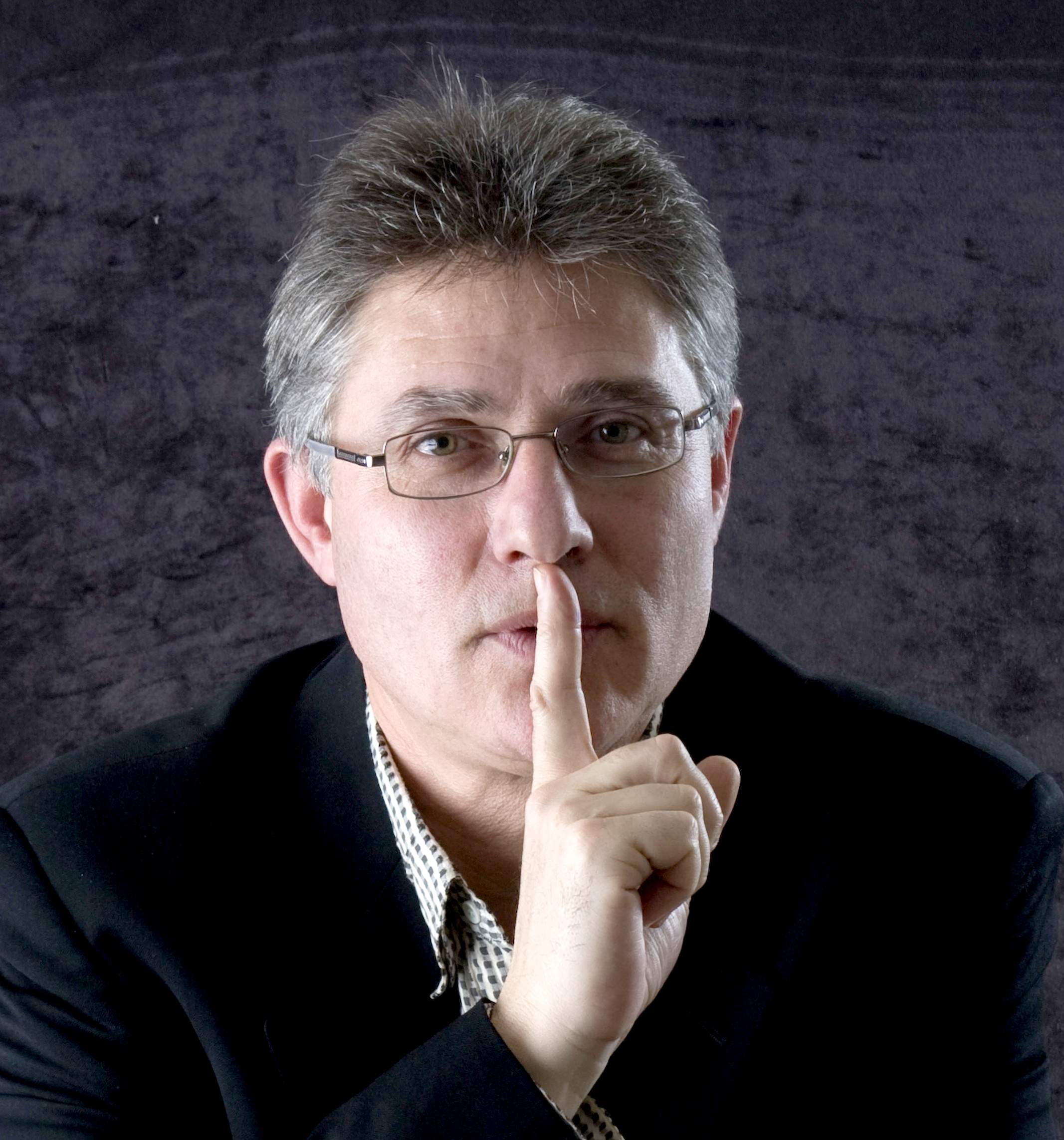 Атанас Панайотов: Илия Павлов откупи Дарина от сутеньора Данчо Ташев!