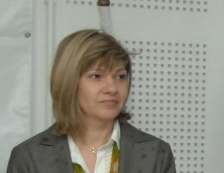 Скандално! Нона Караджова дава 1 милион лева на своя фирма 