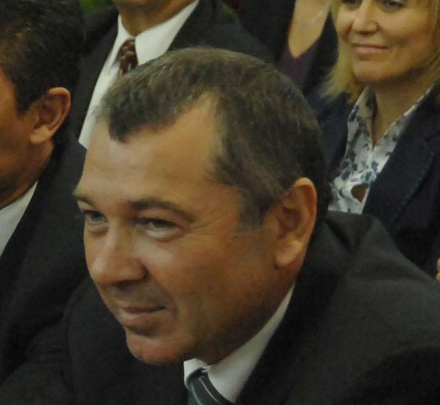 Митко Събев алармира посланици за скандала с "Петрол"