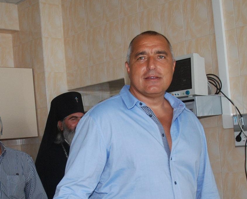 Бойко дава 60 млн. лв. за дупката в НОИ