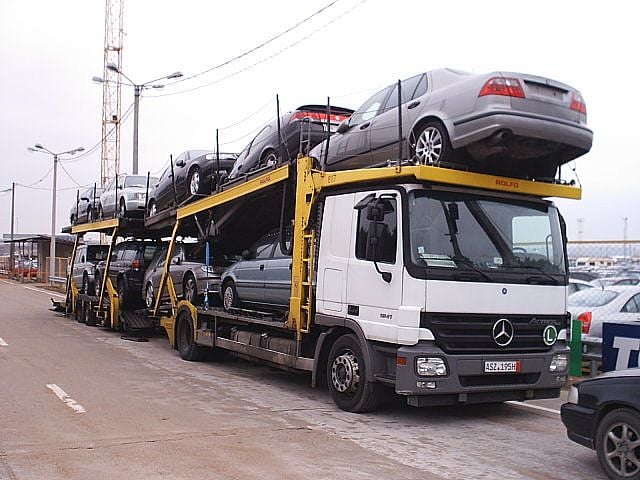 Кавказци превзеха трафика на крадени  коли край морето 