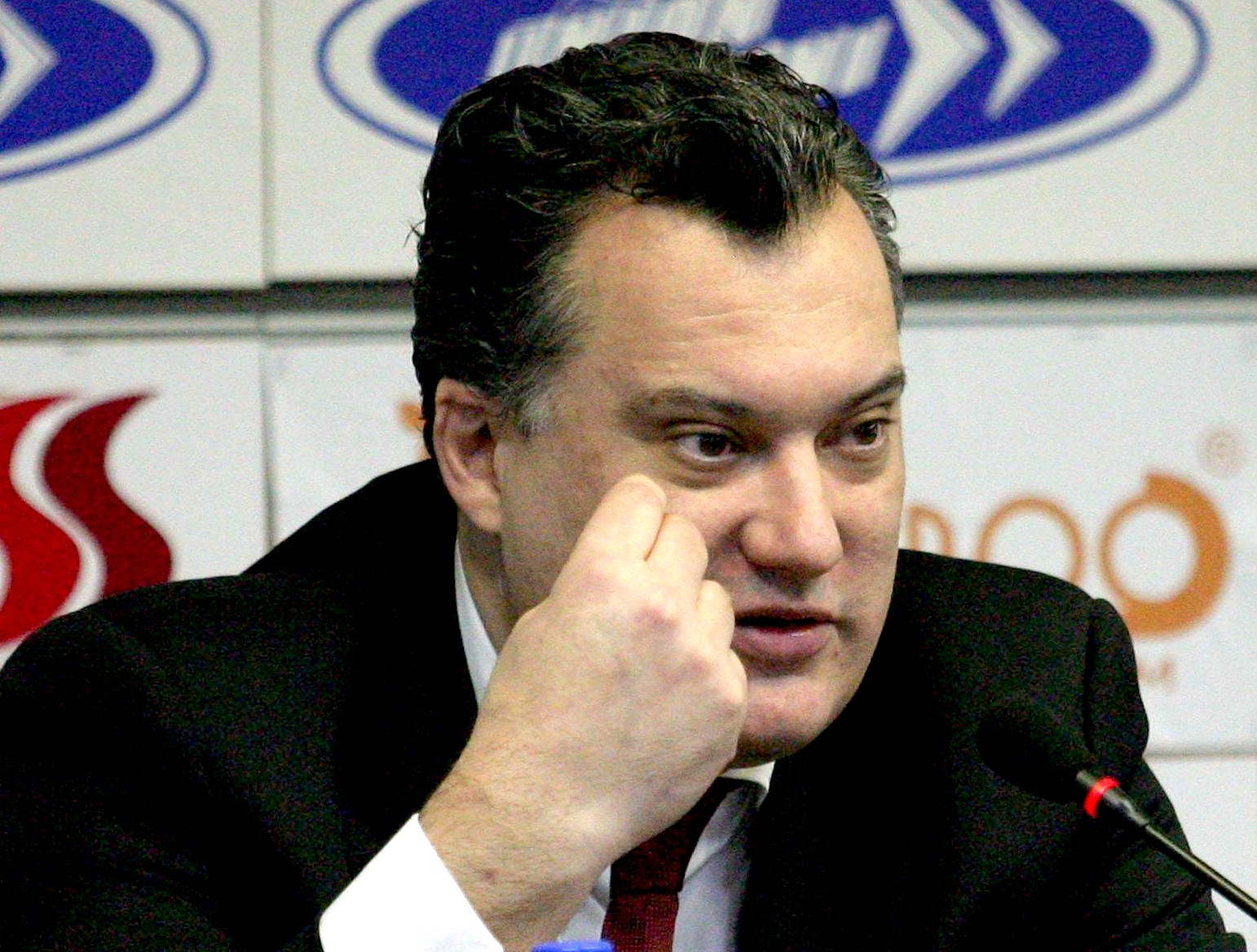Маджо и тъст, служител на ДС, стоели зад парите на Мишо Бирата