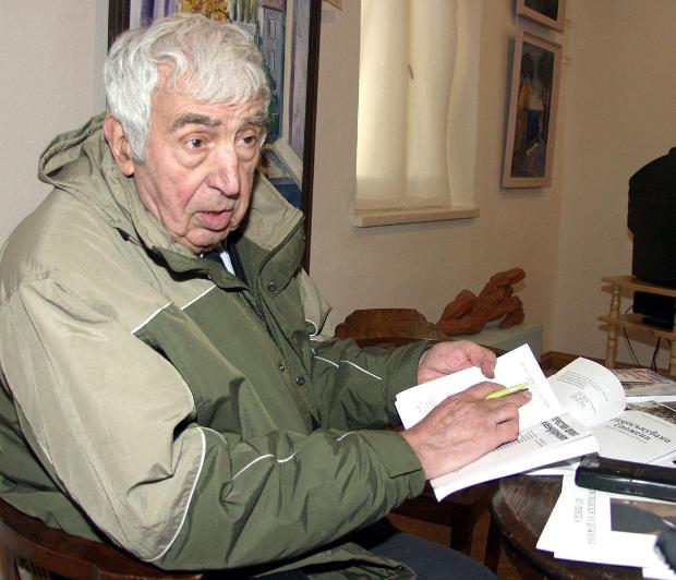 Почина Генчо Бъчваров