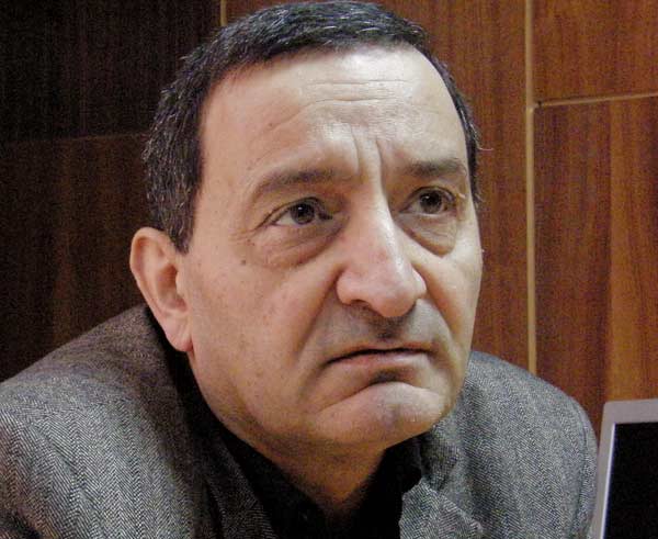 Георги Касчиев: Положението във „Фукушима 1” е зловещо. Не стойте под дъжда