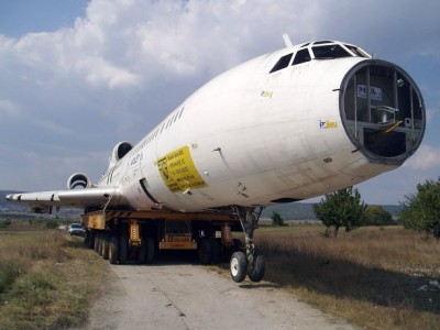Потапят в понеделник татовия самолет