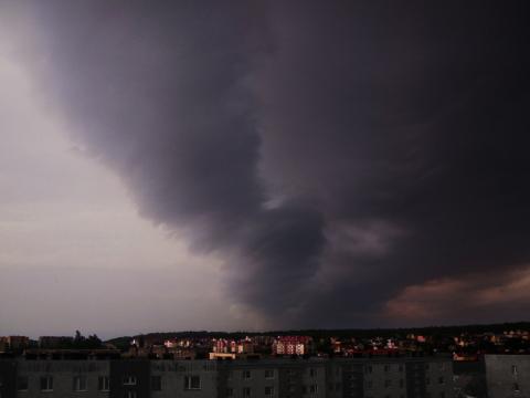122 жертви от торнадо в САЩ