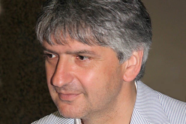 Лъчезар Иванов иска проверка на хонорарите си