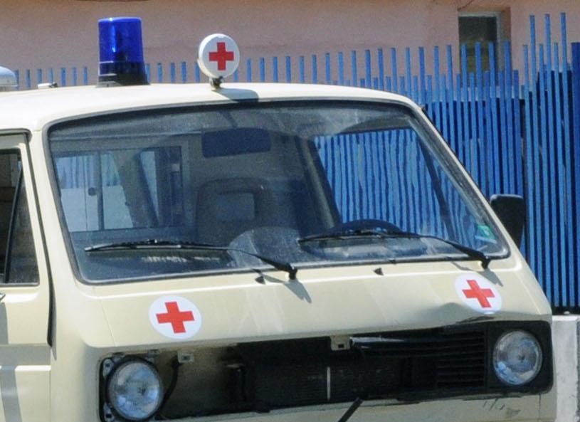 Дете на годинка падна от четвъртия етаж, остана живо 