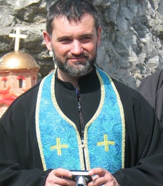 Свещеник засне чудо с икона на Света Богородица