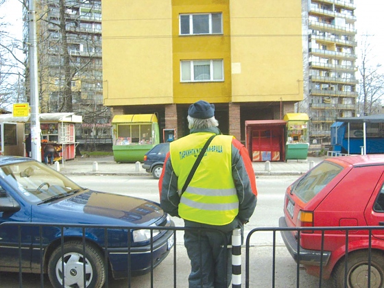 Пребиха контрольор във Враца
