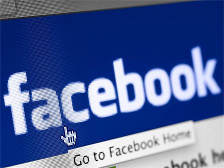 Facebook призна, че шпионира потребителите си
