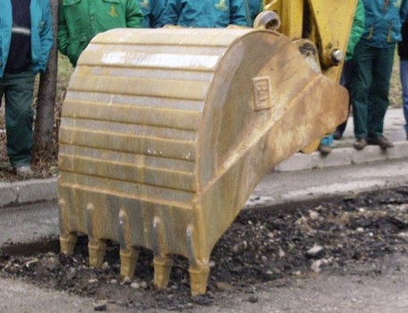 Багер скъса газопровод