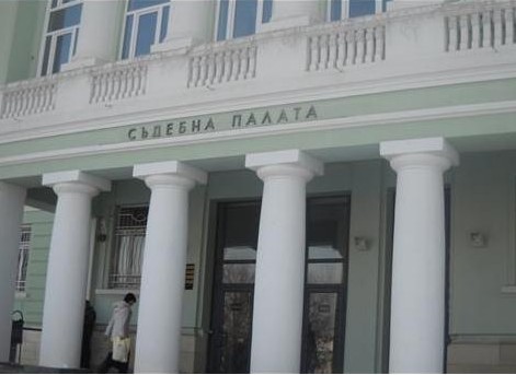 Съседи гонят сводница от блок