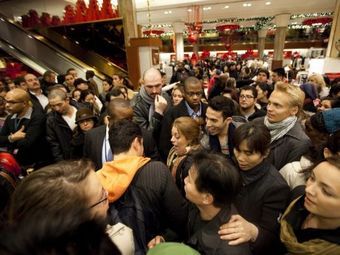 В "черния петък" американците похарчиха рекордно много пари