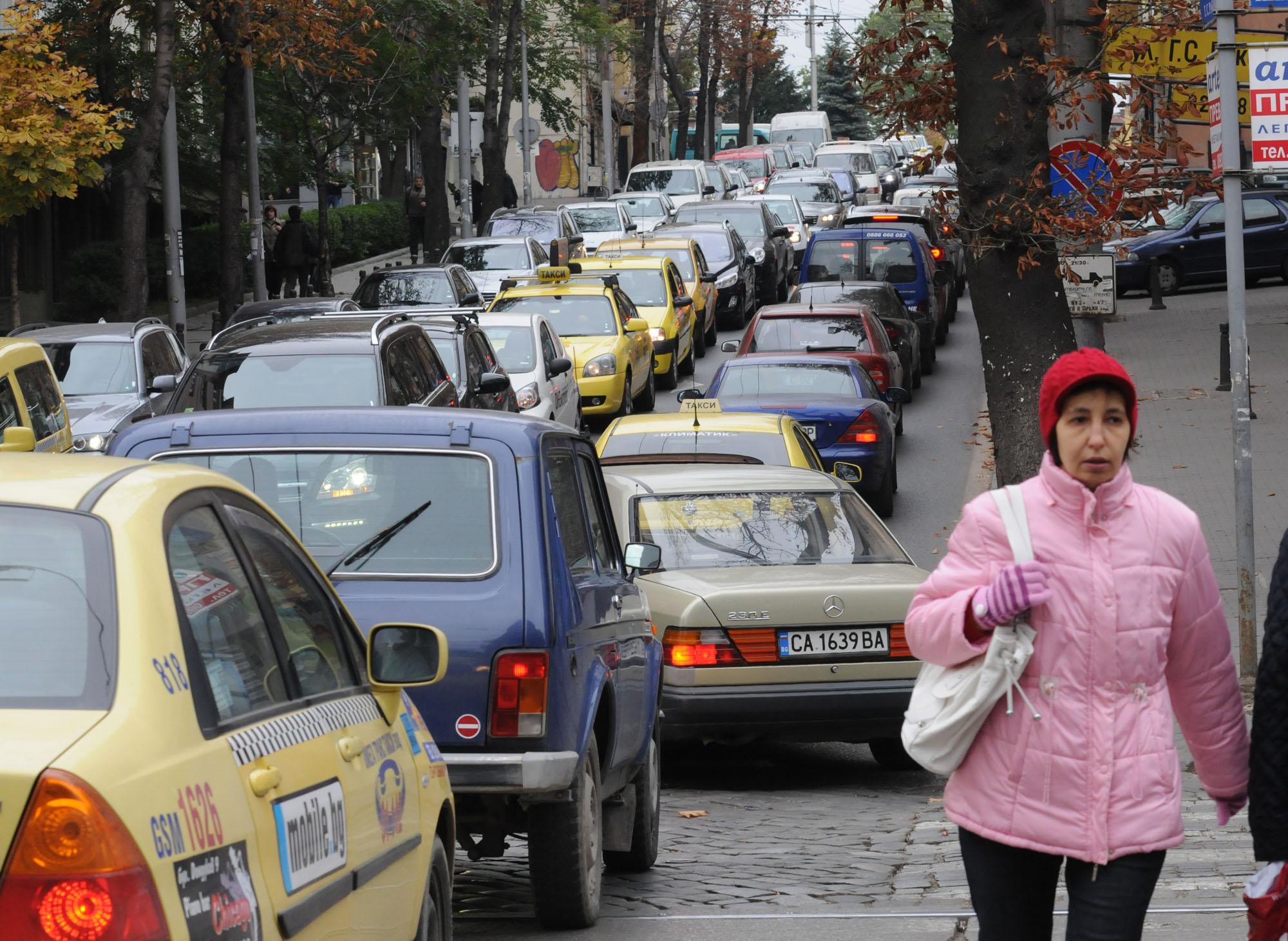 Затварят централни столични улици през декември
