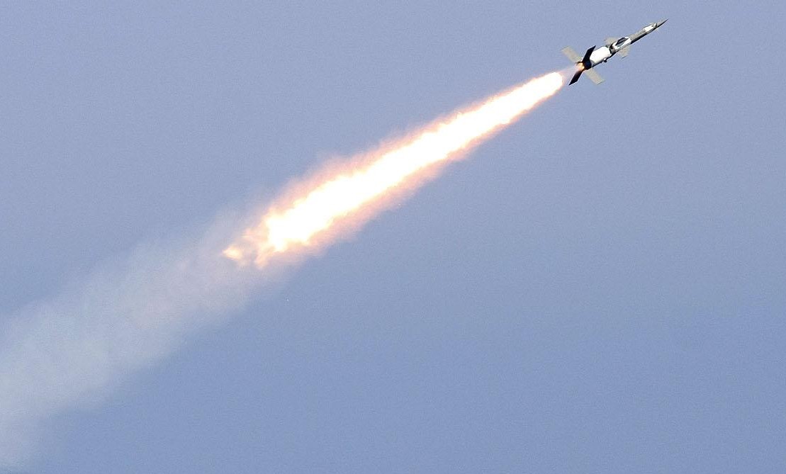 Ливан и Израел си разменят ракетни атаки