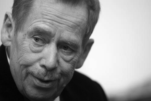 Почина Вацлав Хавел