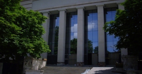 Сцената в Градския дом на културата в Пловдив без Акт 16