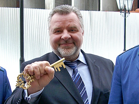 Задържаха бивш руски прокурор в Полша