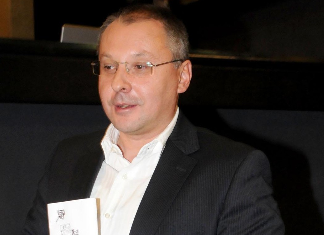 Станишев бърза за Страсбург