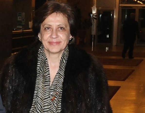Ренета Инджова: Чистя, но без пари