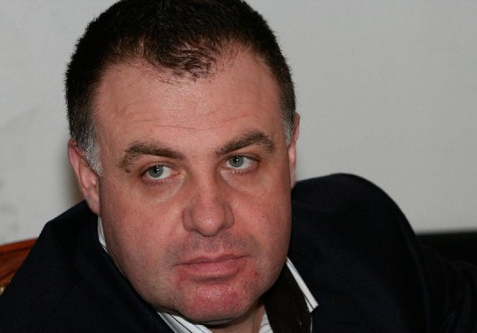 Министър Найденов проверява храните, които лекуват всичко 