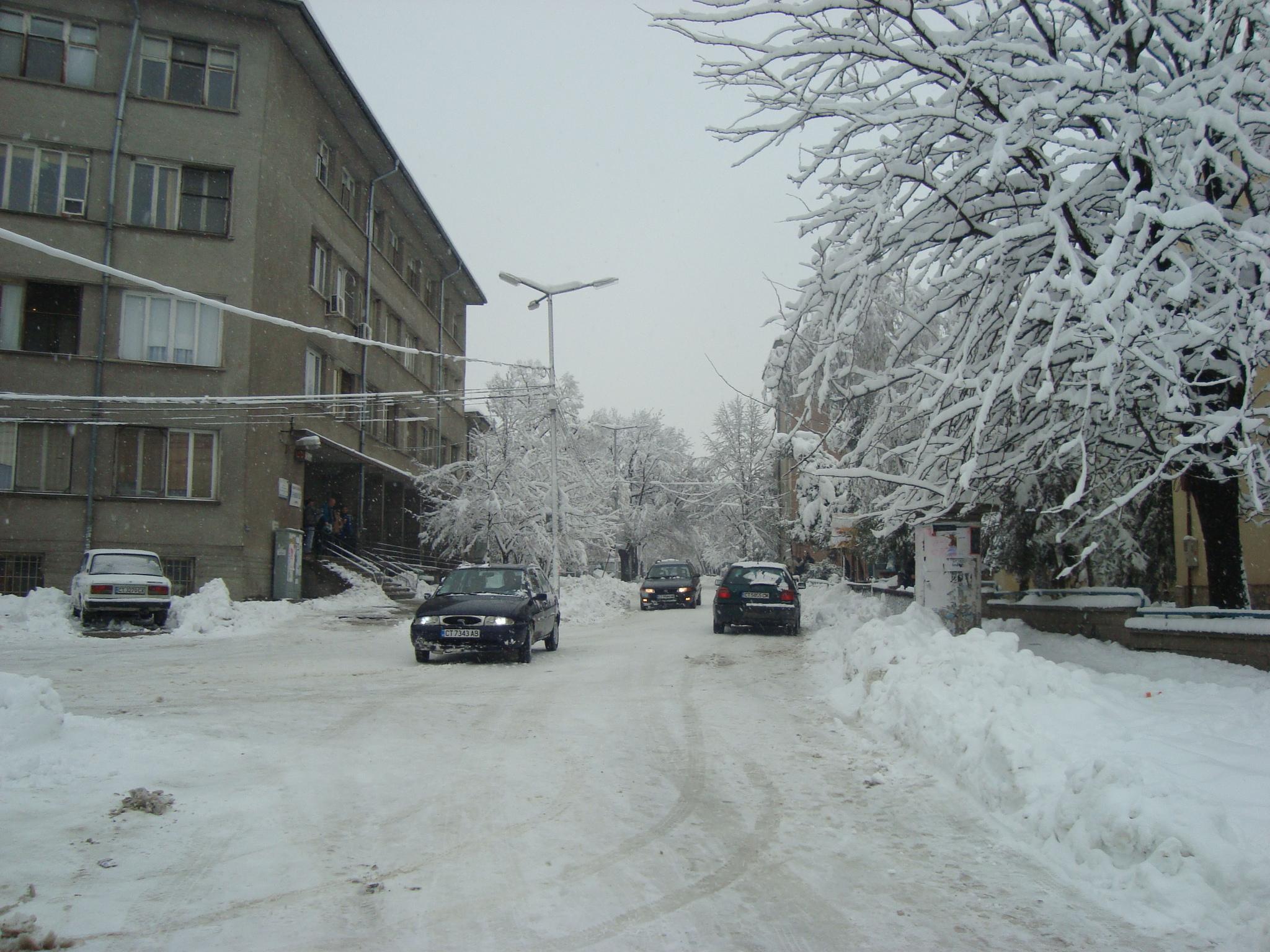Чирпан се скова, отчетоха -24 градуса