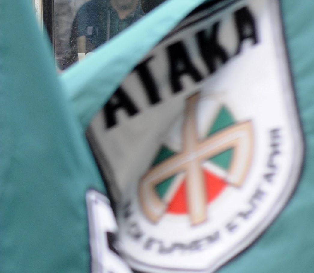 Скандал на пресконференцията на напусналите “Атака”