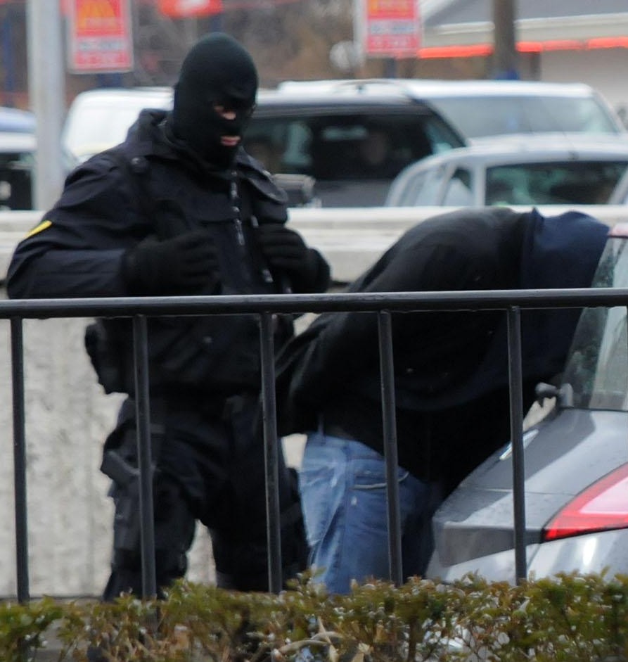 Самоук ром въртял разбития торент