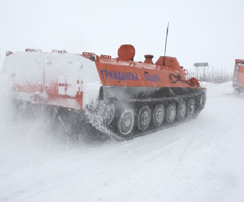 Пазач на кариера оцеля след 4 дни снежна блокада