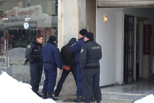 Предотвратиха опит за убийство на центъра на Пловдив