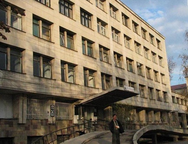 В ИСУЛ присадиха отрязана до китката ръка