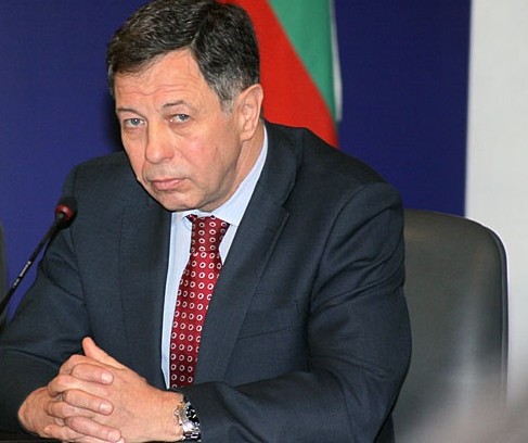 Вицепремиер да ръководи службите, иска шефът на БОРКОР